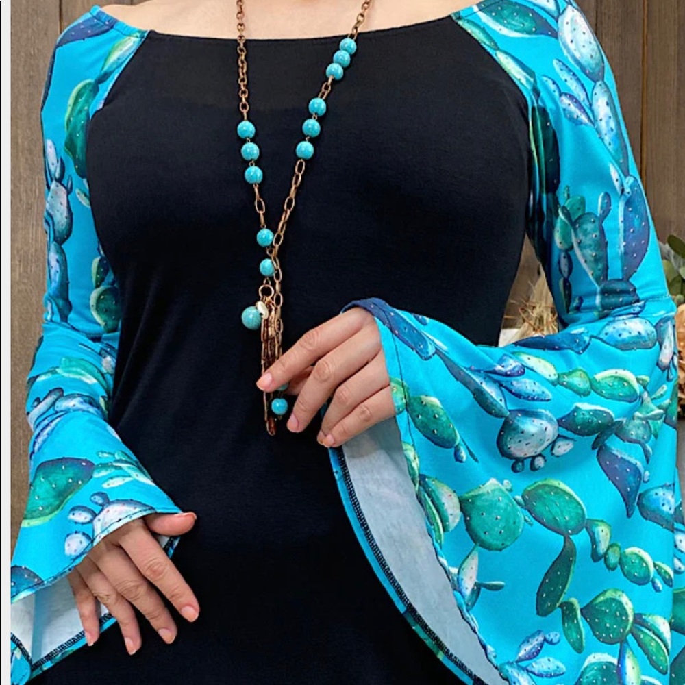 southern stitch L blouse